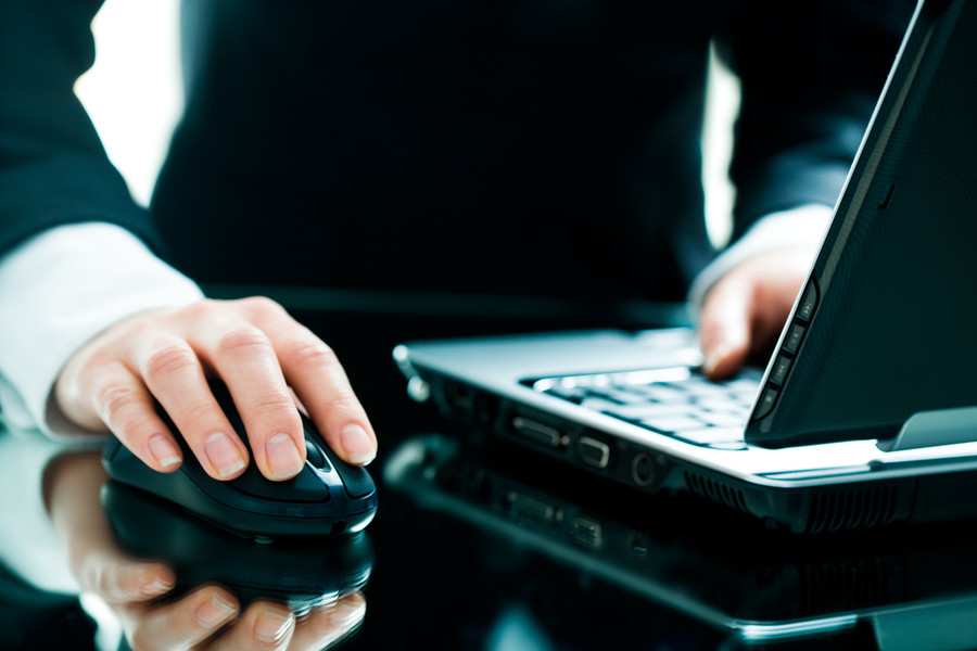 上海民事律师解析：法律如何保护受损方采取措施减少损失？