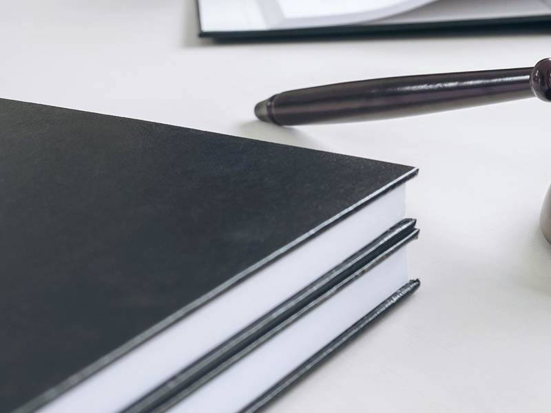 上海交通事故律师解析：交通事故责任判断的法律规定与先例分析